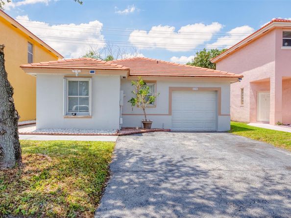 6790 NW 69th Ct, Tamarac FL 33321