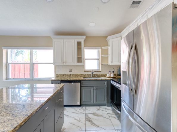 6790 NW 69th Ct, Tamarac FL 33321