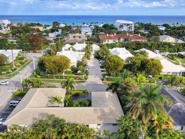 100 Venetian Drive 3, Delray Beach FL 33483
