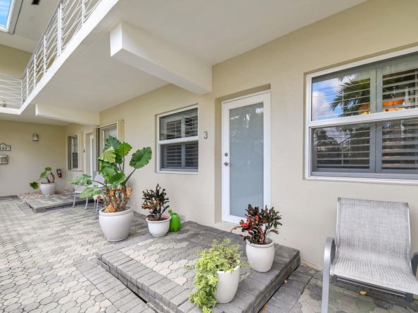 100 Venetian Drive 3, Delray Beach FL 33483