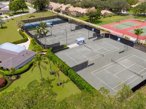 330 Glenwood Drive, Delray Beach FL 33445