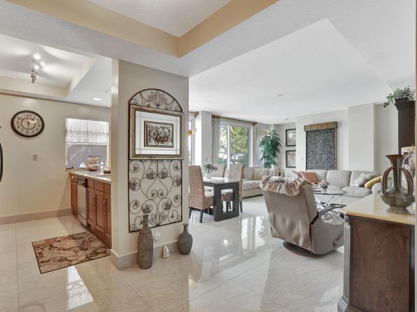 3210 NE 5TH St 202, Pompano Beach FL 33062