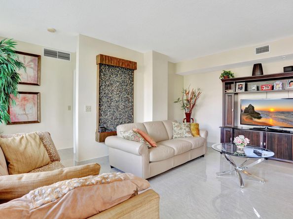 3210 NE 5TH St 202, Pompano Beach FL 33062