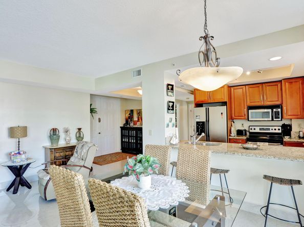 3210 NE 5TH St 202, Pompano Beach FL 33062
