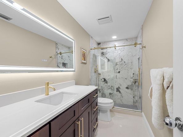 6720 Versailles Court, Lake Worth FL 33467