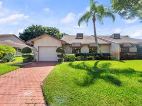 6720 Versailles Court, Lake Worth FL 33467