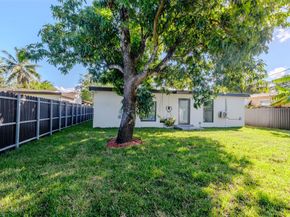 2633 Taft St, Hollywood FL 33020