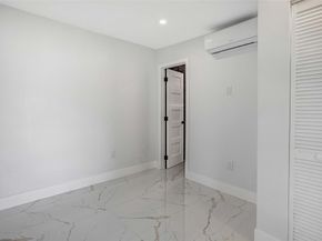 2633 Taft St, Hollywood FL 33020