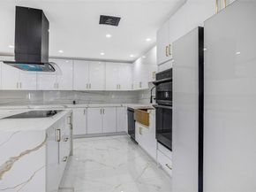 2633 Taft St, Hollywood FL 33020