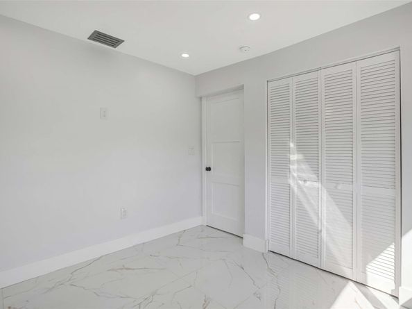 2633 Taft St, Hollywood FL 33020