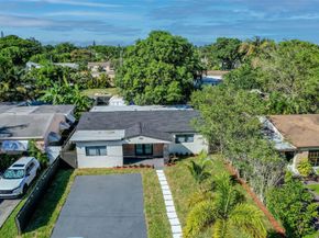 2633 Taft St, Hollywood FL 33020