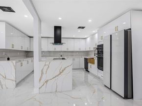 2633 Taft St, Hollywood FL 33020