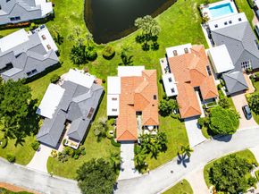 35 Woods Lane, Boynton Beach FL 33436