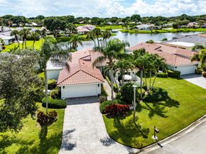 35 Woods Lane, Boynton Beach FL 33436