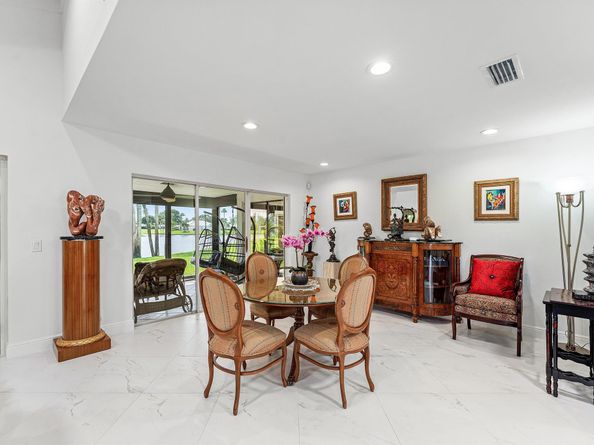 35 Woods Lane, Boynton Beach FL 33436