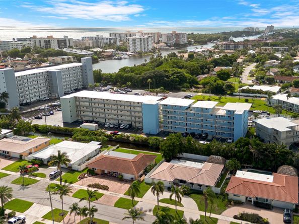 1501 SE 15th Ct 303, Deerfield Beach FL 33441