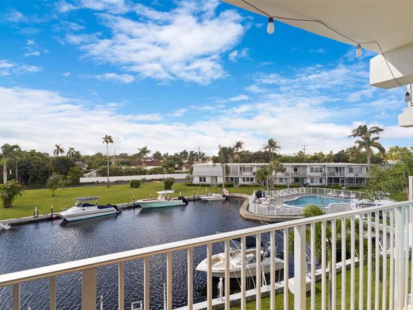 1501 SE 15th Ct 303, Deerfield Beach FL 33441