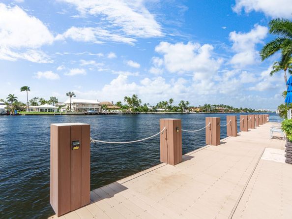3233 NE 34th St 1207, Fort Lauderdale FL 33308