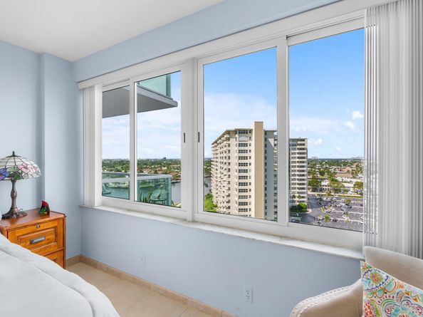 3233 NE 34th St 1207, Fort Lauderdale FL 33308