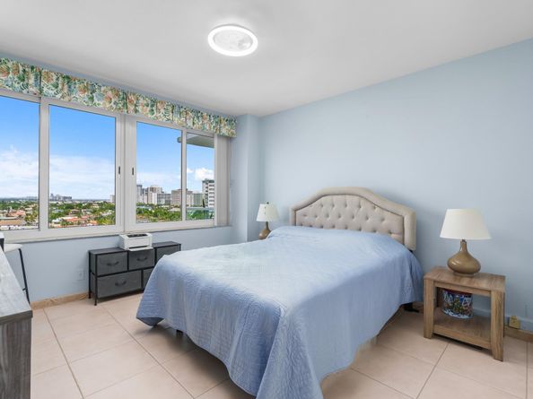3233 NE 34th St 1207, Fort Lauderdale FL 33308