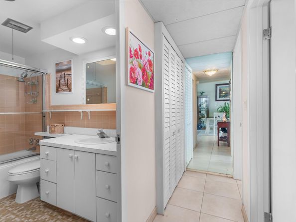 3233 NE 34th St 1207, Fort Lauderdale FL 33308