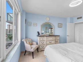 3233 NE 34th St 1207, Fort Lauderdale FL 33308