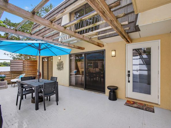 411 4th Terrace, Palm Beach Gardens FL 33418
