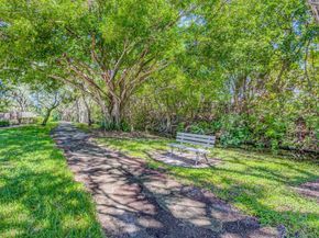 411 4th Terrace, Palm Beach Gardens FL 33418