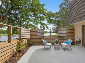 411 4th Terrace, Palm Beach Gardens FL 33418