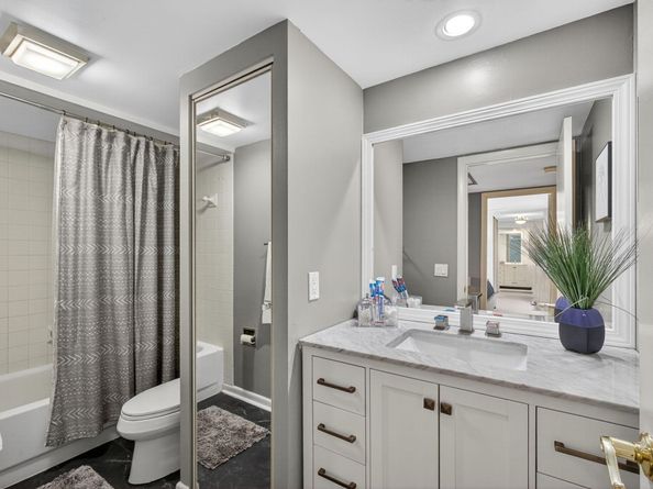411 4th Terrace, Palm Beach Gardens FL 33418