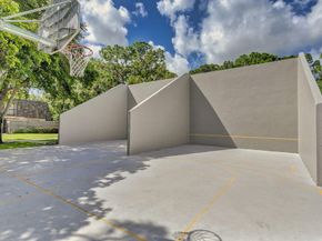 411 4th Terrace, Palm Beach Gardens FL 33418