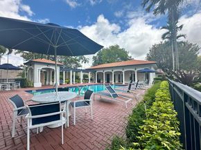 11964 SW 81st Ln 11964, Miami FL 33183
