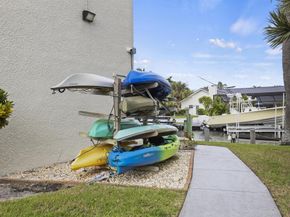 109 Paradise Harbour Boulevard 514, North Palm Beach FL 33408