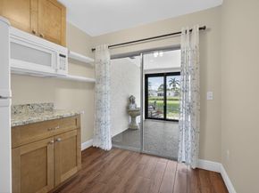 160 Ramblewood Circle, Royal Palm Beach FL 33411