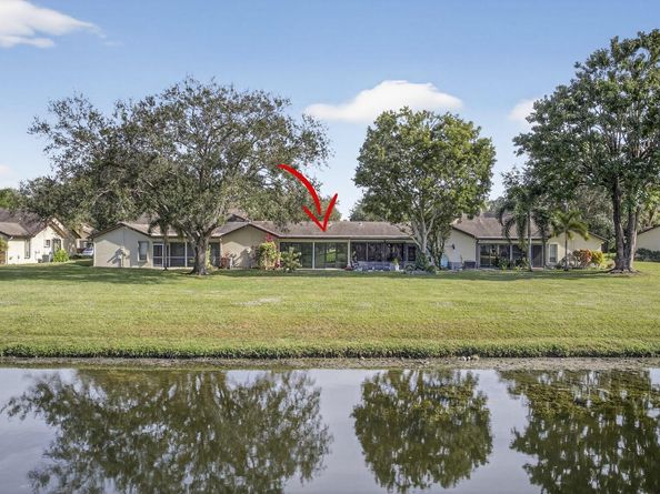 160 Ramblewood Circle, Royal Palm Beach FL 33411