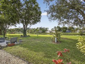 160 Ramblewood Circle, Royal Palm Beach FL 33411