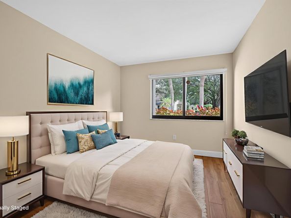 160 Ramblewood Circle, Royal Palm Beach FL 33411