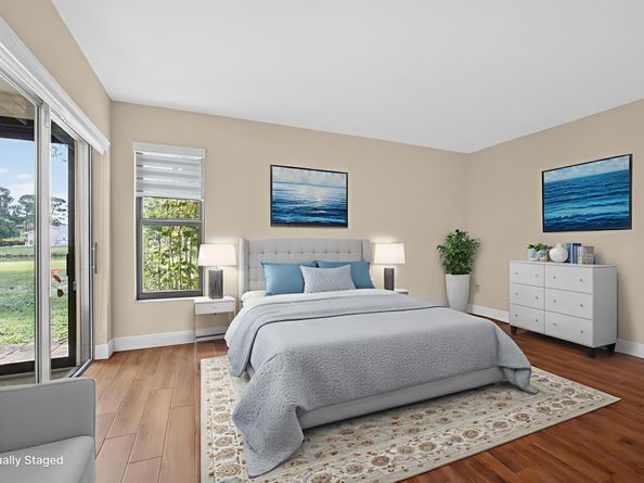 160 Ramblewood Circle, Royal Palm Beach FL 33411