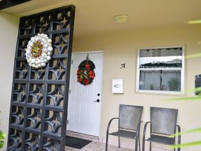 1027 S South Drive A, Delray Beach FL 33445