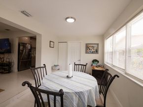 140 NW 46th St, Oakland Park FL 33309