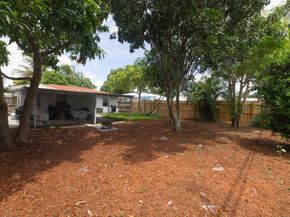 140 NW 46th St, Oakland Park FL 33309