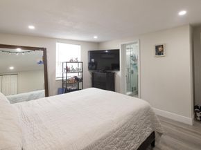 140 NW 46th St, Oakland Park FL 33309