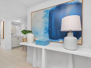 130 Sunrise Avenue 216, Palm Beach FL 33480