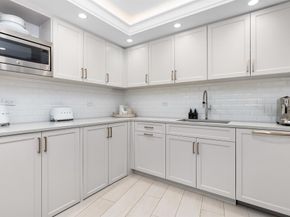 130 Sunrise Avenue 216, Palm Beach FL 33480