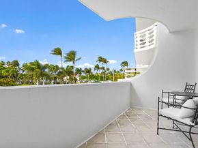 130 Sunrise Avenue 216, Palm Beach FL 33480