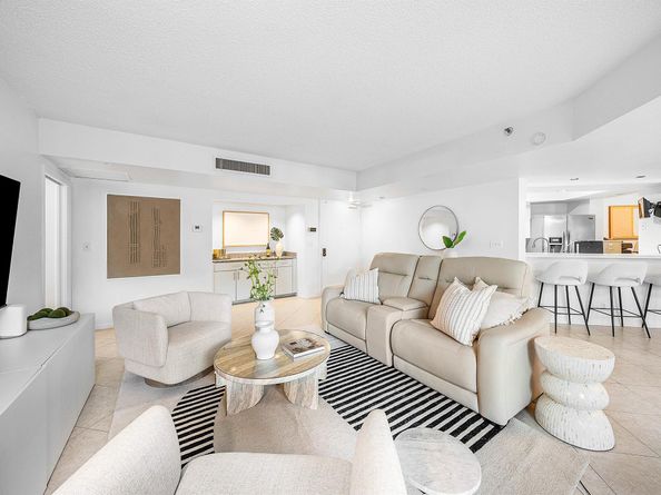 100 SE 5th Avenue 210, Boca Raton FL 33432