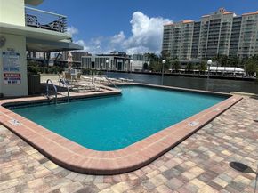 2900 NE 30TH St E2, Fort Lauderdale FL 33306