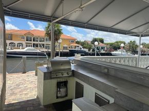 2900 NE 30TH St E2, Fort Lauderdale FL 33306