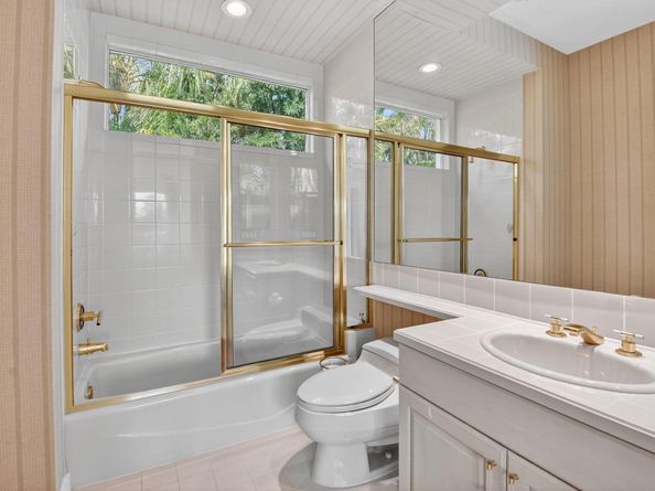 16670 Senterra Drive, Delray Beach FL 33484