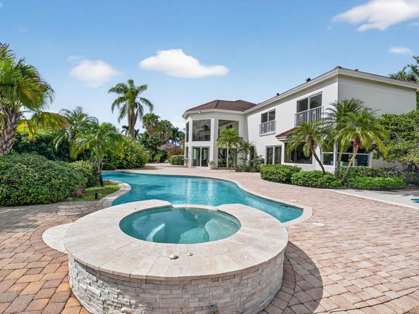 16670 Senterra Drive, Delray Beach FL 33484